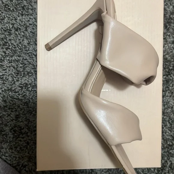 NEW BILLINI billini palmina heels - Honey 

Heel height 10.5cm. - Picture 2 of 4